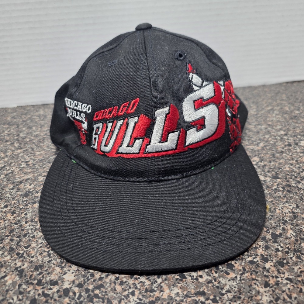 VTG 90s Chicago Bulls Sports Specialties Snapback Hat Wraparound Logo NBA Black